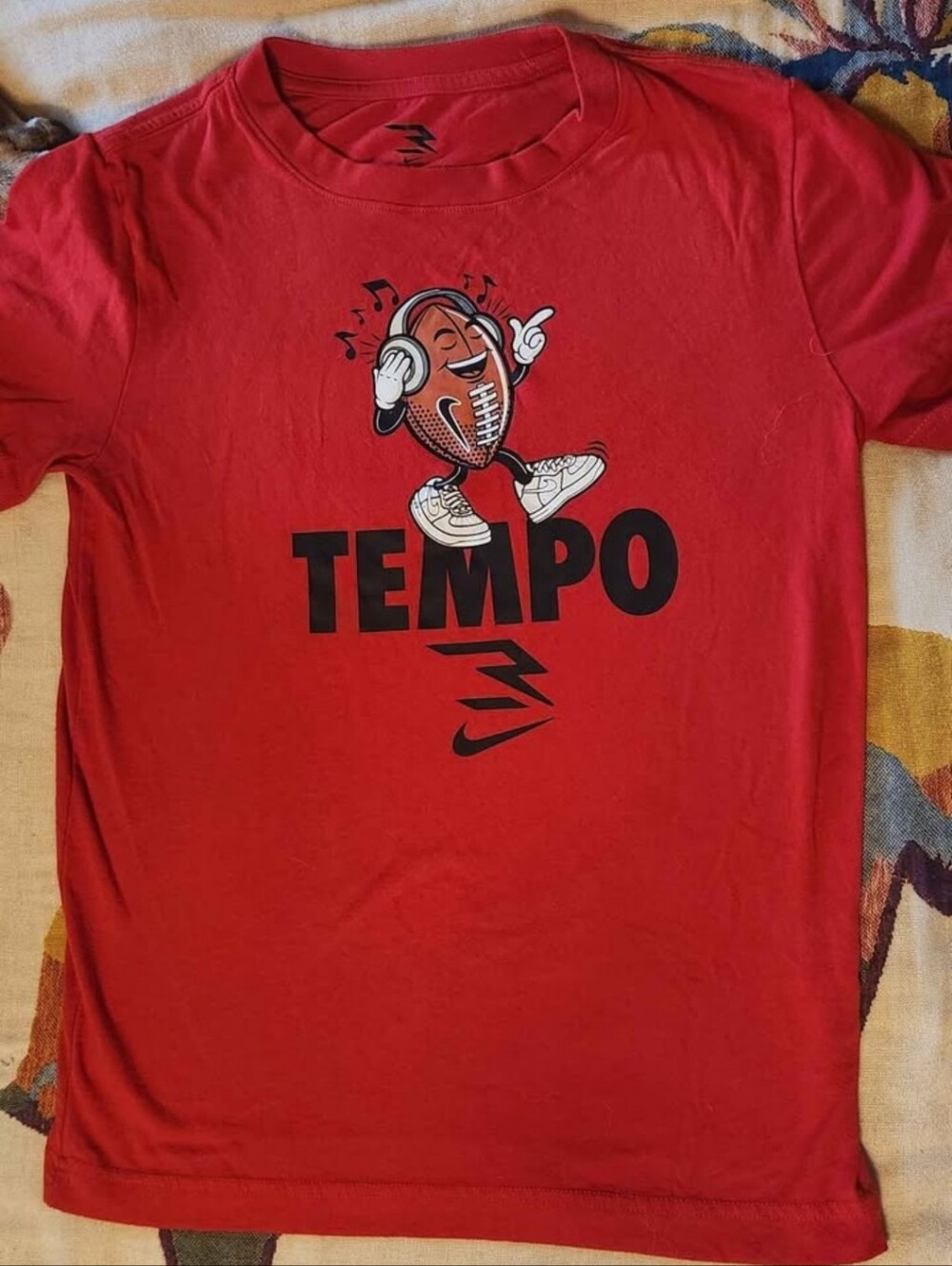 Nike Red Tempo Graphic T‑Shirt